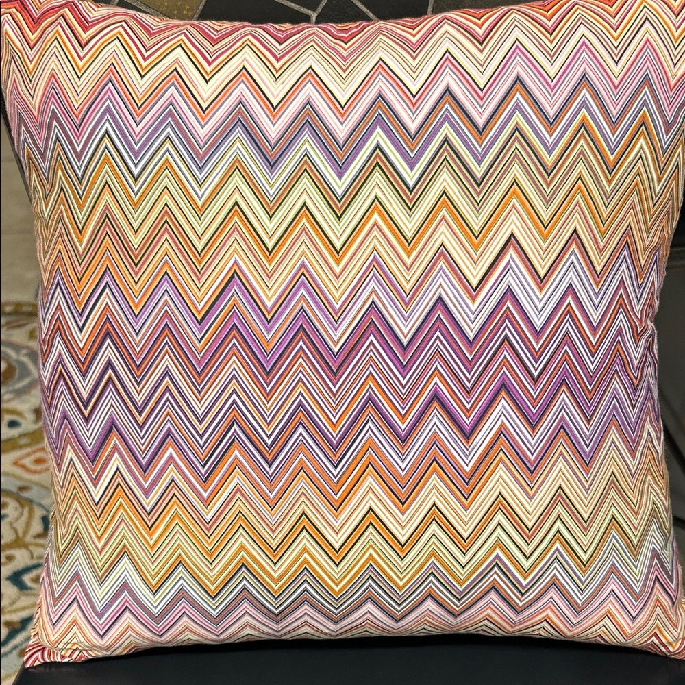 Missoni Home Chevron JOHN Throw Pillow Orange Pink Purple $258 Like New Cotton - Picture 3 of 10
